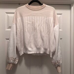 White and Cream Patterned Crew Neck Cozy Sweatshirt Size Medium